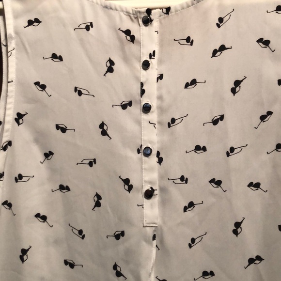 AliceBlue open back tank top from Stitchfix 🕶 - Picture 5 of 5